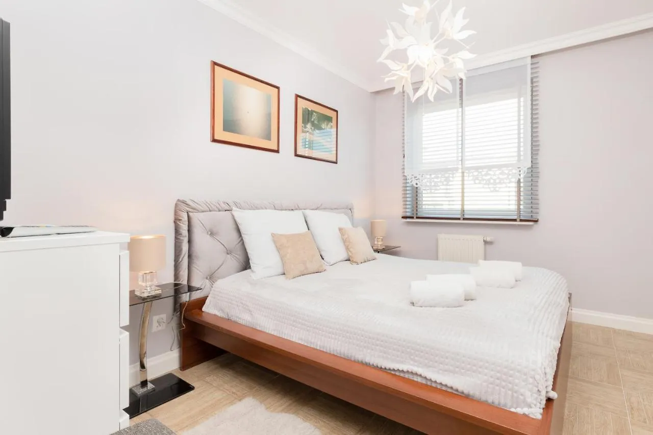 Apartments 350M To The Beach Gdansk Piastowska By Renters Prestige